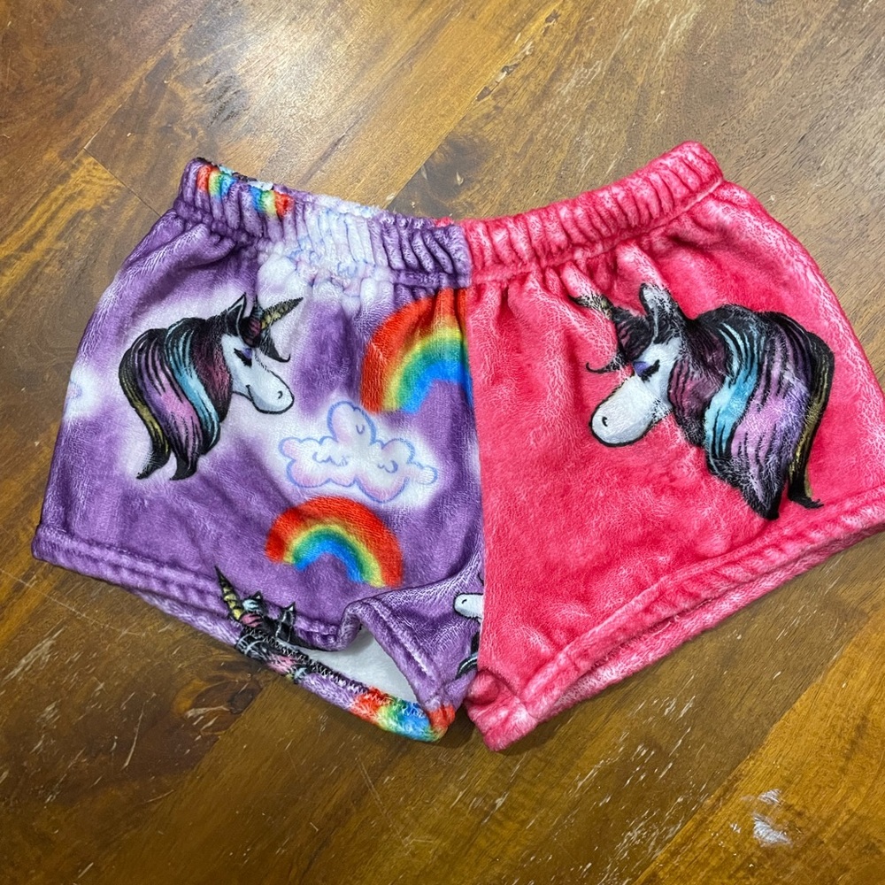 PENELOPE WILDBERRY Brand New/Never Worn, Fleece shorts